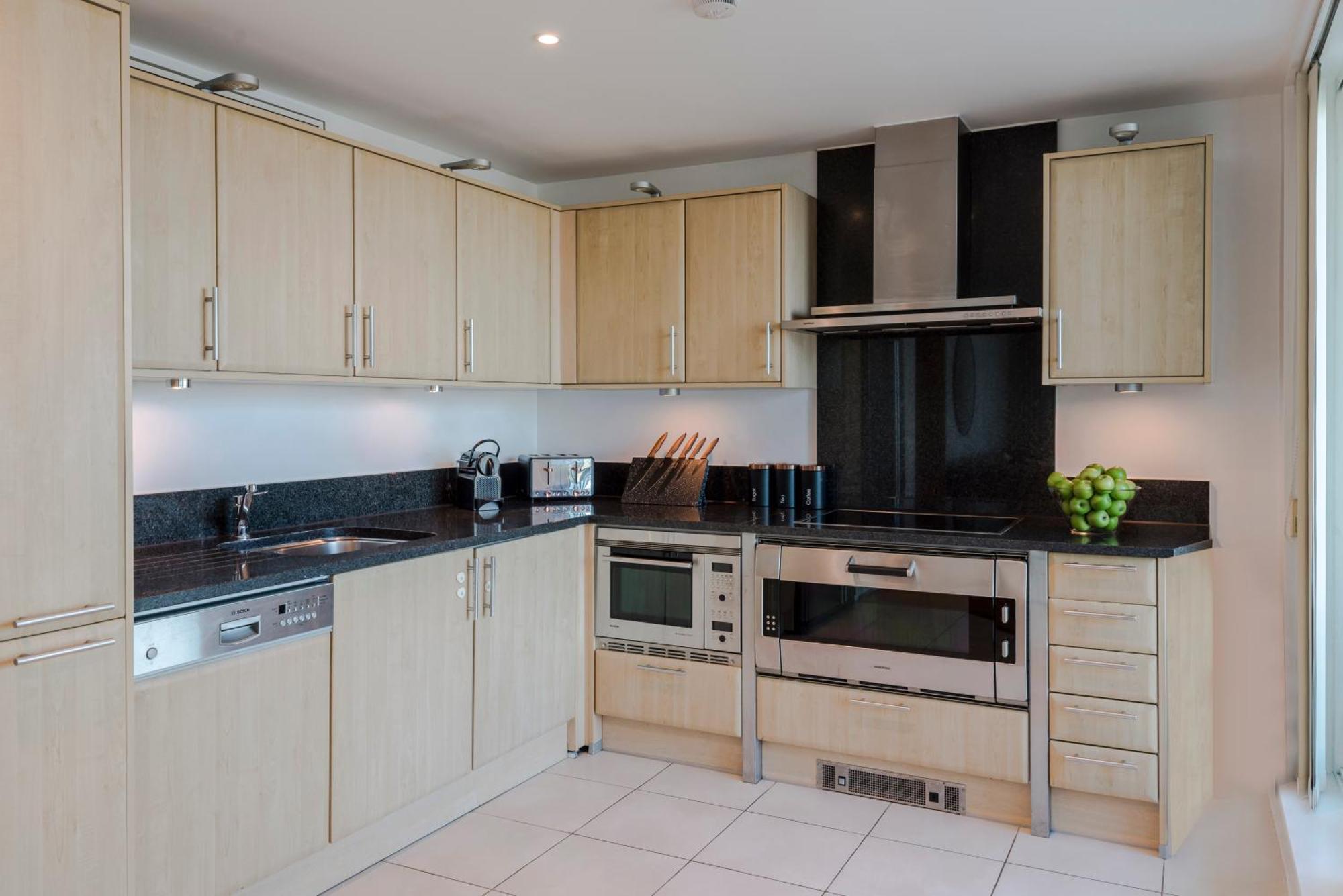 Best Thames View In Town! Large Luxxe Nomad Design Family Home London Bagian luar foto