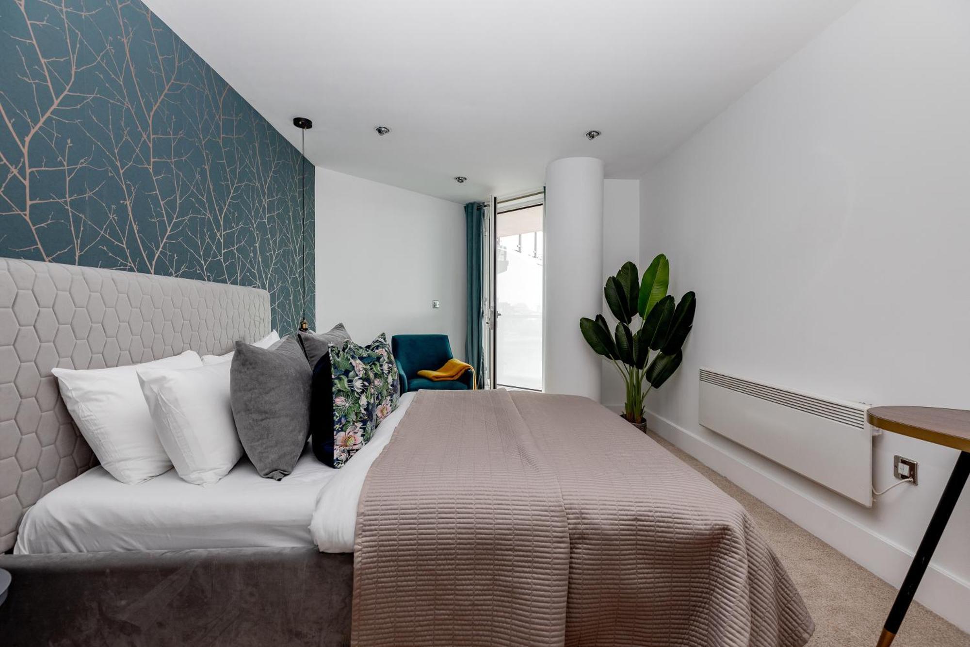 Best Thames View In Town! Large Luxxe Nomad Design Family Home London Bagian luar foto